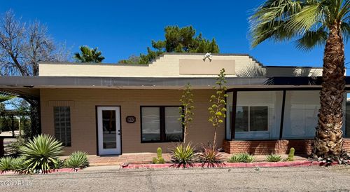 692 W Wickenburg Way, Wickenburg, AZ, 85390-4223 | Card Image