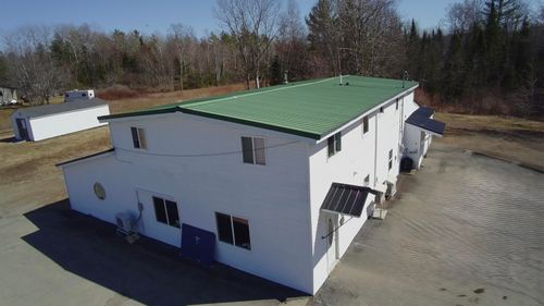 442 W Broadway, Lincoln, ME, 04457 | Card Image