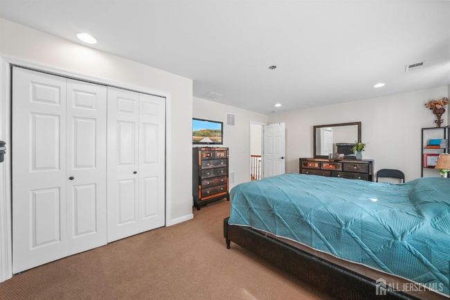 9 Caladium Ct, House other with 5 bedrooms, 3 bathrooms and null parking in Piscataway NJ | Image 23
