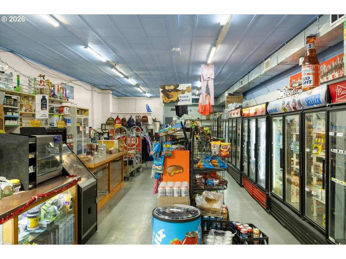 Commercial Sale in Glendale 3