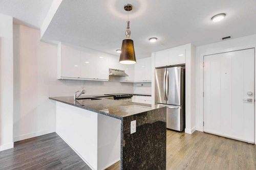 103-25 Aspenmont Hts Sw, Calgary, AB, T3H0E4 | Card Image