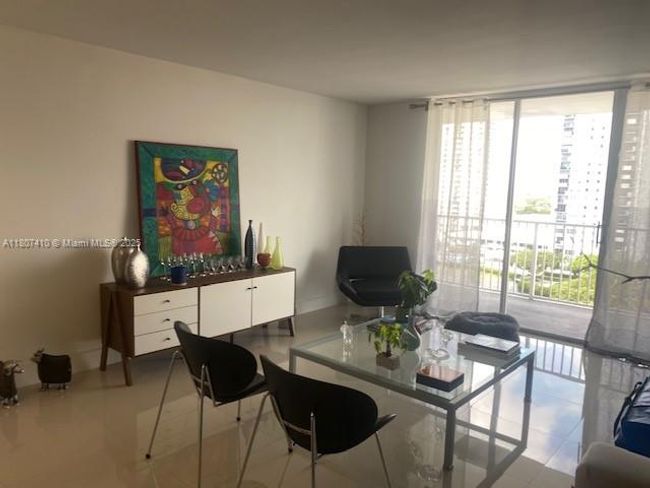 APT-1011W - 2801 Ne 183 Rd St, Condo with 1 bedrooms, 2 bathrooms and null parking in Aventura FL | Image 6