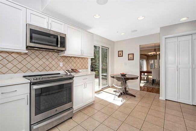 2 Attitash St, House other with 4 bedrooms, 4 bathrooms and 2 parking in Chappaqua NY | Image 7