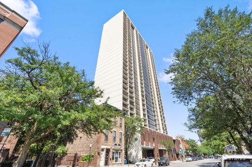 2602-1636 N Wells St, Chicago, IL, 60614-6022 | Card Image