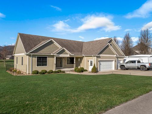 335 Sullivan Dr, Elkins, WV, 26241-4516 | Card Image