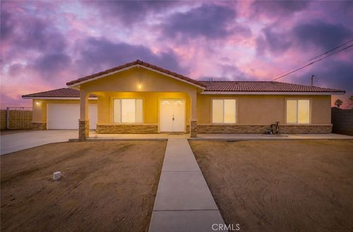 8012 Catalpa Ave, California City, CA, 93505 | Card Image