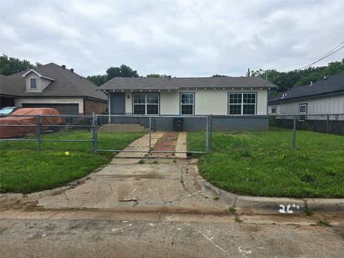 5010 Sunshine Dr, Fort Worth, TX, 76105-4444 | Card Image