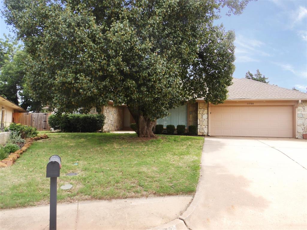 Heritage Square Rd, Oklahoma City, OK 73120