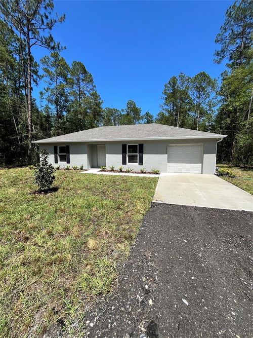 10520 Gregory Ave, Hastings, FL, 32145-8712 | Card Image