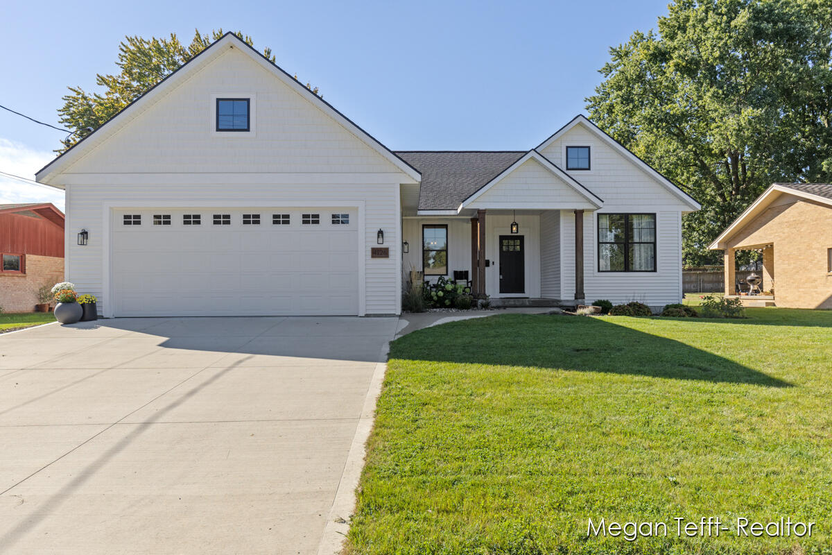 Omaha St, Grandville, MI 49418