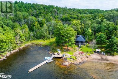 70 Georgian Bay Ave, House other with 2 bedrooms, 2 bathrooms and null parking in Parry Sound ON | Image 3