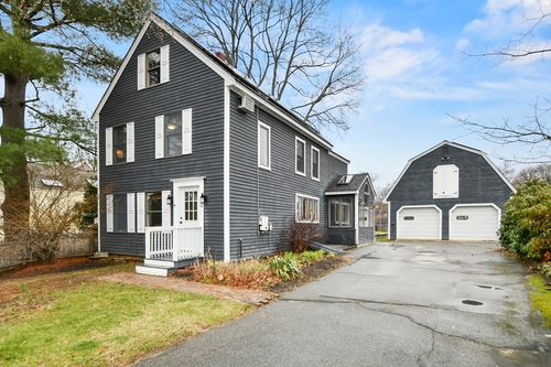 12 Merrill St, West Newbury, MA, 01985-1507 | Card Image