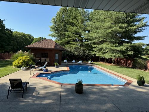 213 Bradshaw Rd, Lebanon, TN, 37087-7424 | Card Image