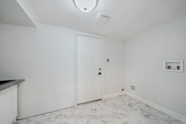 1 Mckie Crt, House other with 7 bedrooms, 4 bathrooms and 8 parking in Ajax ON | Image 26