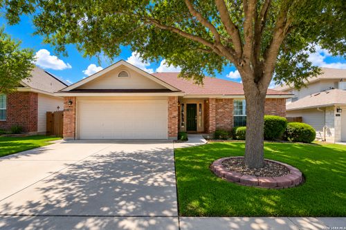 9622 Justice Ln, Converse, TX, 78109-1942 | Card Image