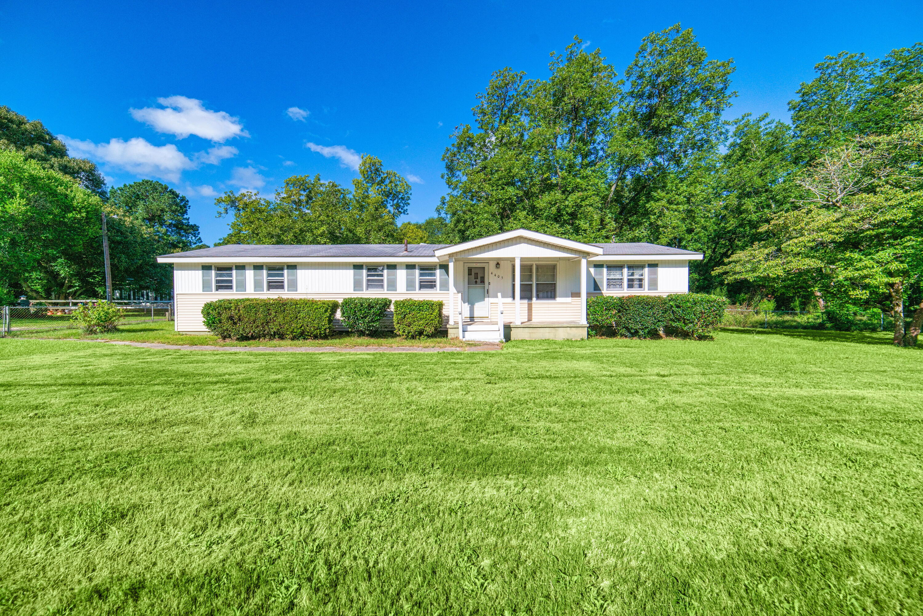Carswell St, Hephzibah, GA 30815