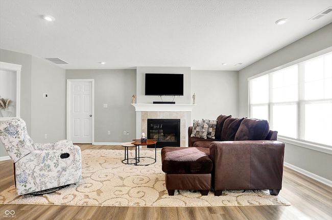 7111 Lillian Pl, House other with 2 bedrooms, 2 bathrooms and null parking in Cumberland IN | Image 21