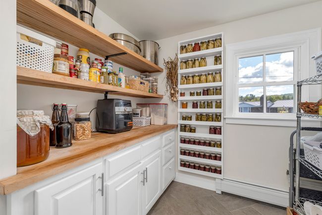 8 Hayward Rd, House other with 3 bedrooms, 3 bathrooms and null parking in Plainfield NH | Image 48