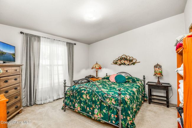 17580 W Santiago Cir, House other with 2 bedrooms, 2 bathrooms and null parking in Hauser ID | Image 15