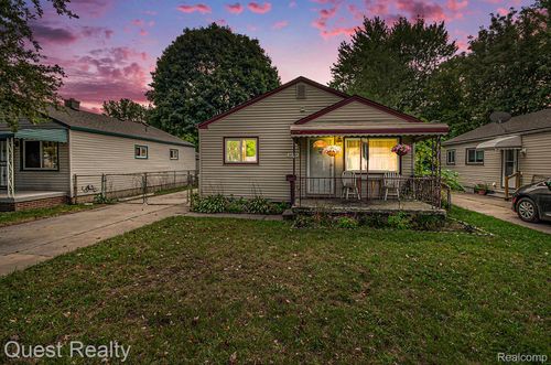 22327 Wick Rd, Taylor, MI, 48180-3606 | Card Image