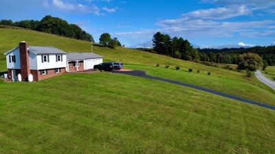 1519 Snake Creek Rd, House other with 3 bedrooms, 2 bathrooms and 2 parking in Hillsville VA | Image 3