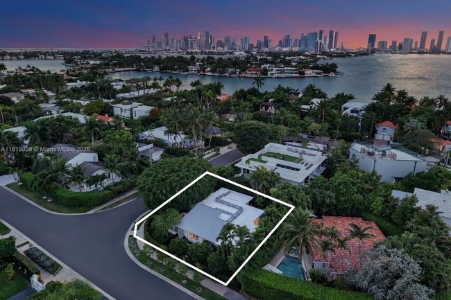 800 E Dilido Dr, House other with 3 bedrooms, 3 bathrooms and null parking in Miami Beach FL | Image 31