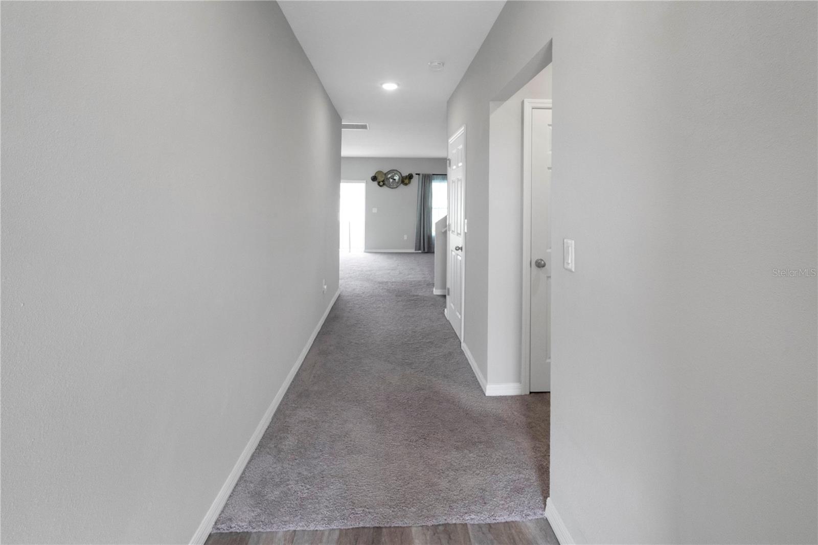 Residential Lease in RIVERVIEW 4