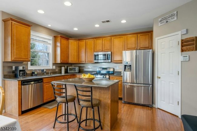60 Helms Mill Rd, House other with 4 bedrooms, 2 bathrooms and null parking in Hackettstown NJ | Image 7