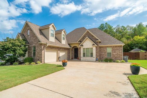205 Blue Bell Court, Hot Springs, AR, 71901 | Card Image