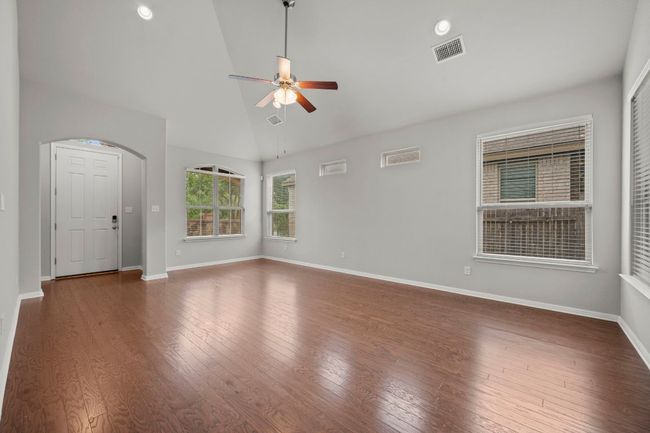 1217 Clearwing Cir, House other with 2 bedrooms, 2 bathrooms and 2 parking in Georgetown TX | Image 5