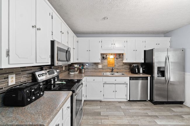 1015 Golden Pond Rd, House other with 3 bedrooms, 2 bathrooms and 2 parking in Chapmansboro TN | Image 8