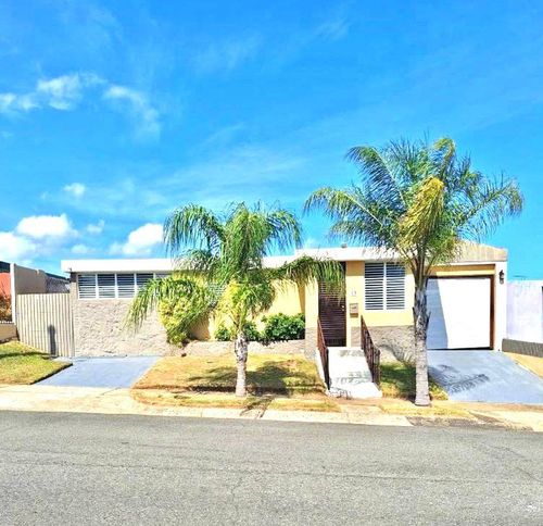 Urb. Vista Azul E-5 Calle 5, Arecibo, PR, 00612 | Card Image