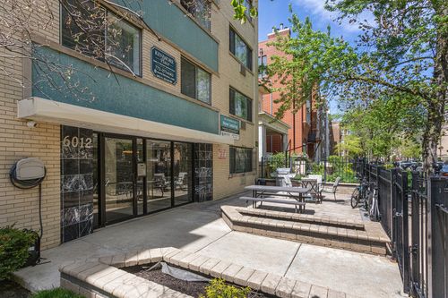 3e-6012 N Kenmore Ave, Chicago, IL, 60660-5016 | Card Image