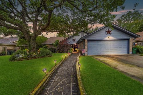 1111 Taos Drive, Victoria, TX, 77904 | Card Image