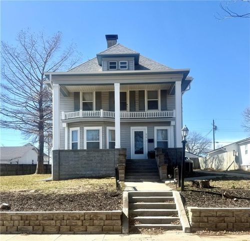 614 S Buchanan St, Maryville, MO, 64468-2519 | Card Image