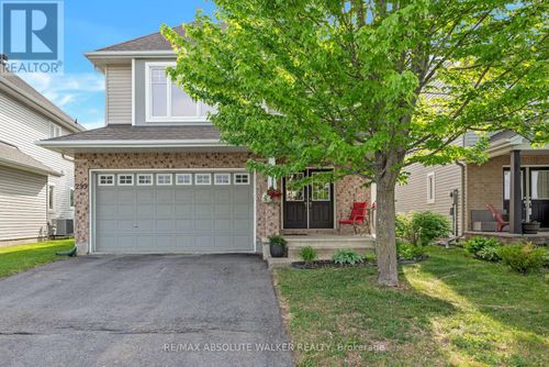 299 Bradwell Way, Ottawa, ON, K1T0G6 | Card Image