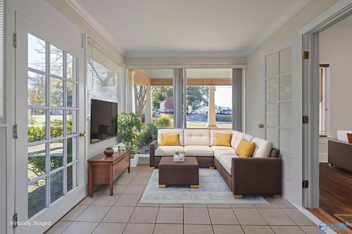 803 Mccullough Ave Ne, Huntsville, AL, 35801-6242 | Card Image