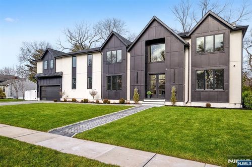 75 Susan Dr, Closter, NJ, 07624-2314 | Card Image