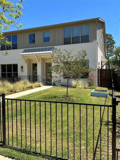 203 Athenia Dr, Fort Worth, TX, 76114-4303 | Card Image