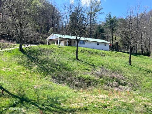 5075 Highway 25e, Tazewell, TN, 37879-5654 | Card Image