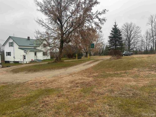 W4777 Lahay Road, Carney, MI, 49812 | Card Image