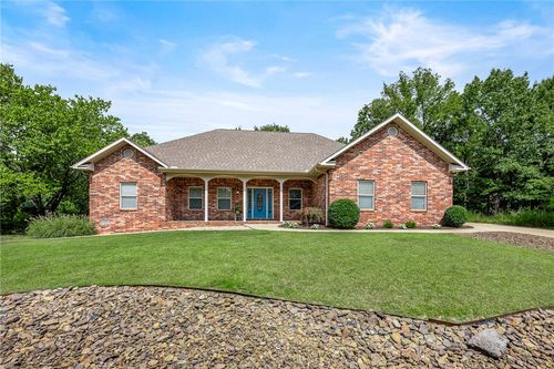1 Brunswick Dr, Bella Vista, AR, 72715-6701 | Card Image