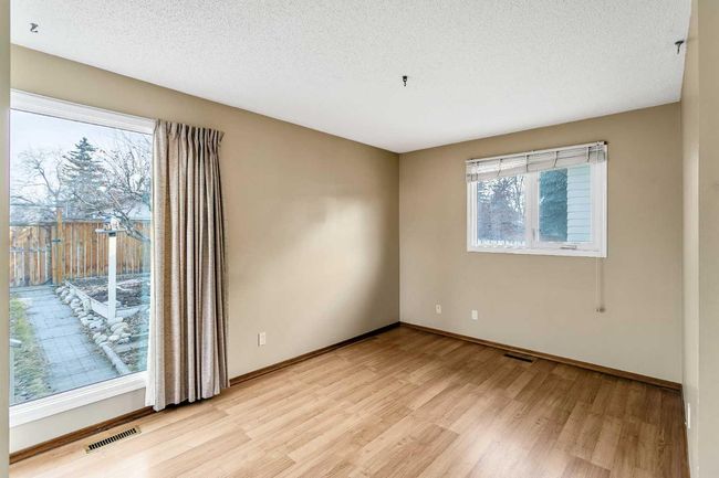 195 Deerbow Circle Se, House other with 3 bedrooms, 3 bathrooms and 2 parking in Calgary AB | Image 13