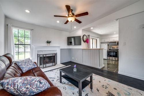 apt-908-4748 Old Bent Tree Ln, Dallas, TX, 75287-7117 | Card Image