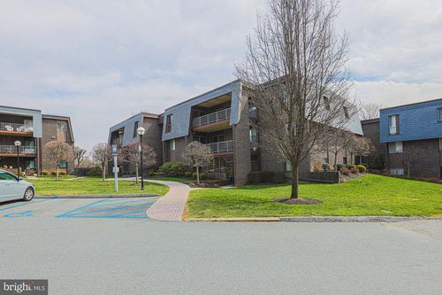 9-2 Stonehenge Cir, BALTIMORE, MD, 21208 | Card Image