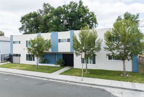 2327 E Myrrh Street, Compton, CA, 90220 | Card Image