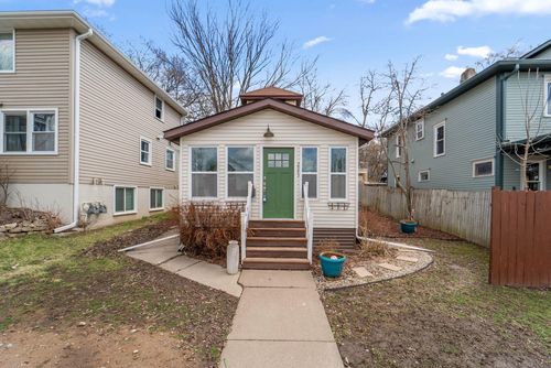 2943 Taylor St Ne, Minneapolis, MN, 55418-2137 | Card Image