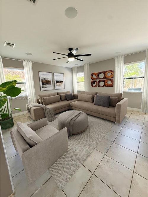 15305 Sw 173rd St, Miami, FL, 33187-1827 | Card Image