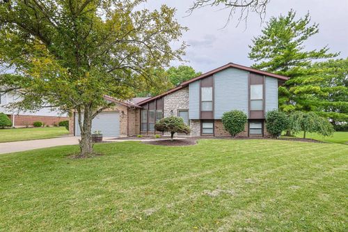 3863 Schroeder Dr, Fairfield Twp, OH, 45011-9022 | Card Image
