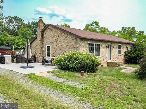 140 Duck Run Ln, Star Tannery, VA, 22654-1907 | Card Image